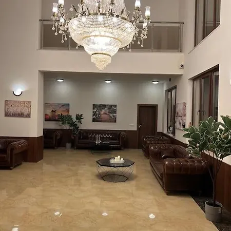 Daire Azur 4 *